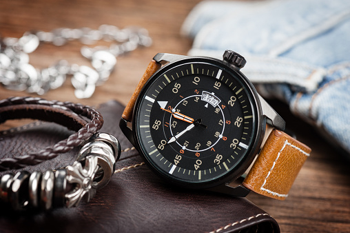 ساعت و دستبند مردانه