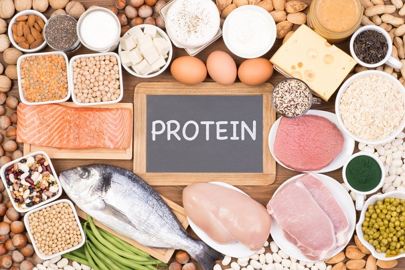 یک صبحانه پر از پروتئین بخورید