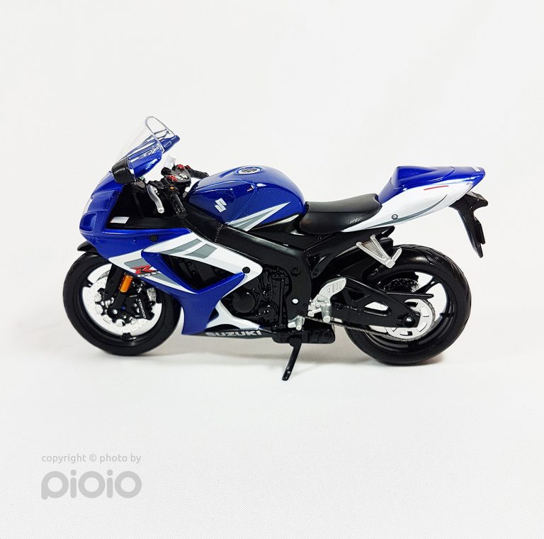 ماکت موتورسیکلت فلزی SUZUKI GSX-R750