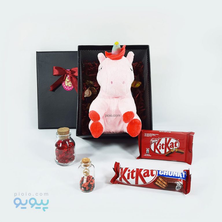 کادو ولنتاین با عروسک اسب تک شاخ
