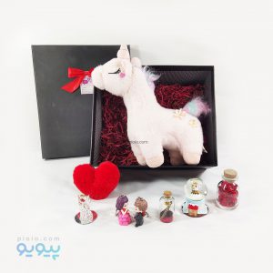 هدیه تولد با عروسک یونیکورن