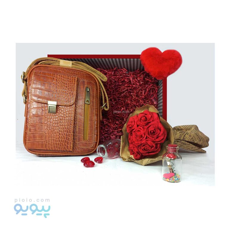 پک ولنتاین با کیف دوشی زنانه،پیویو