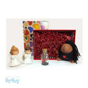 پک ولنتاین با عروسک آقای دماغ،پیویو